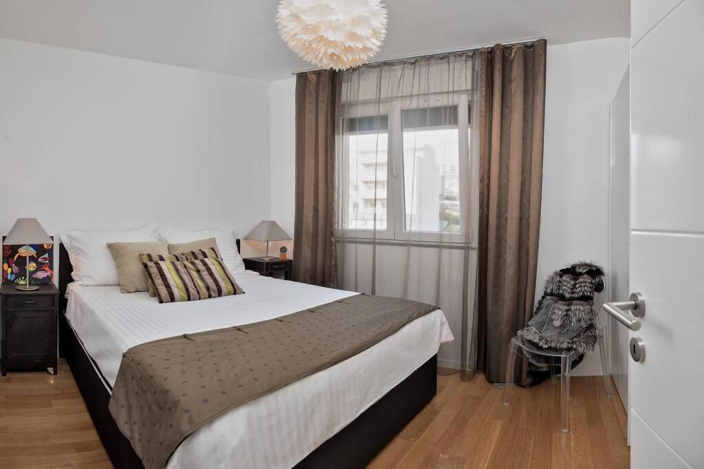 Ensidia Luxury Suite سبليت المظهر الخارجي الصورة