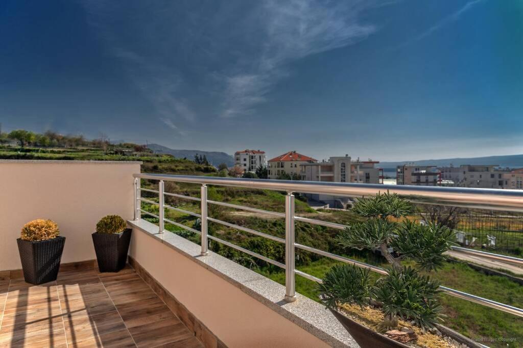 Ensidia Luxury Suite سبليت المظهر الخارجي الصورة