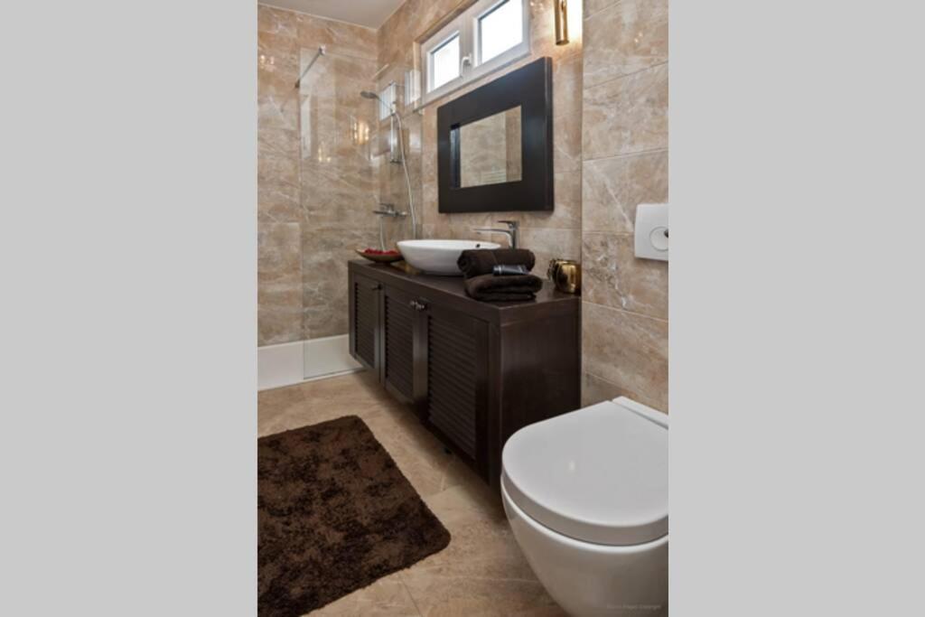 Ensidia Luxury Suite سبليت المظهر الخارجي الصورة